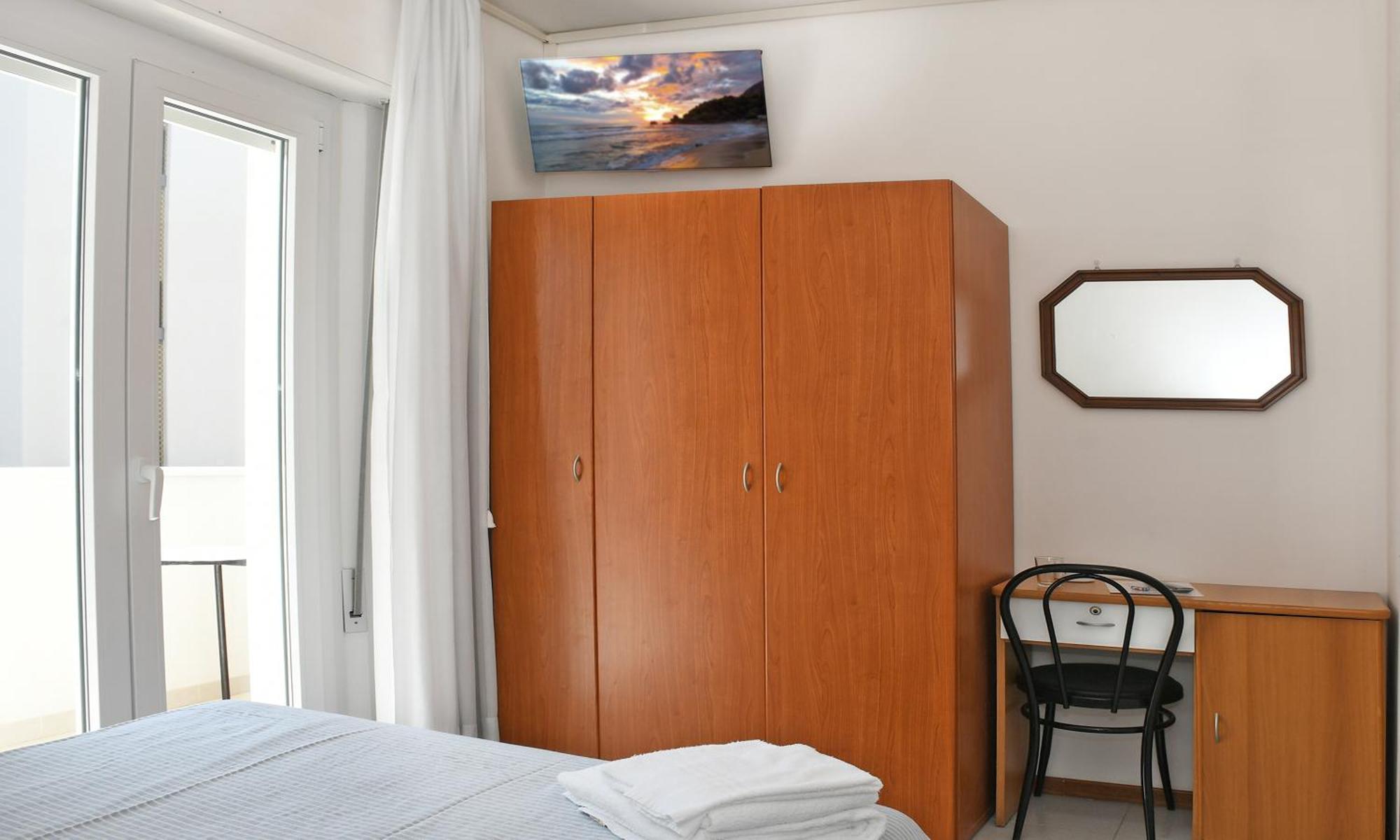 Hotel Exclusive In Pieno Centro - Nuova Gestione 2025 Ричоне Екстериор снимка
